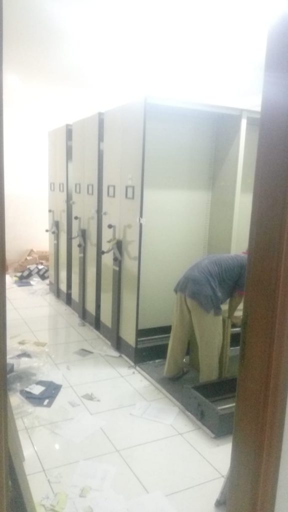 Jasa Bongkar Pasang Mobile File System & Roll O'Pack 1